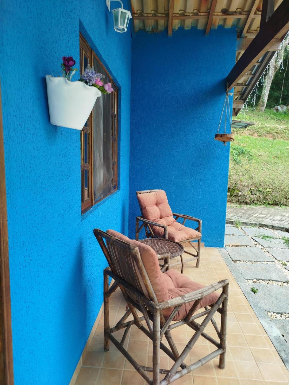 E Vista Linda